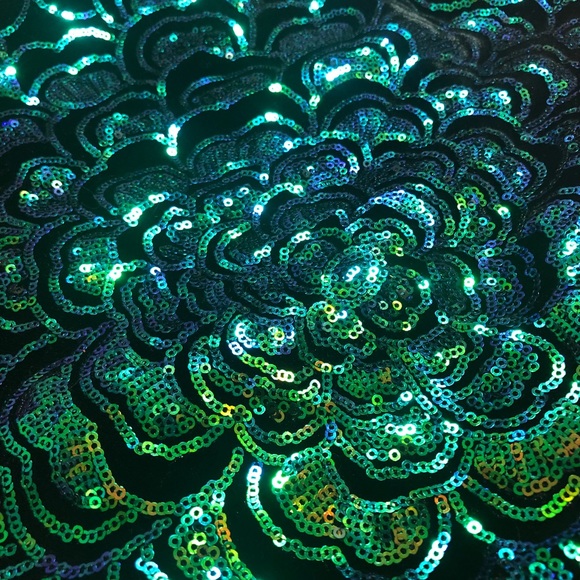 H&M sequins mini skirt - Picture 9 of 9